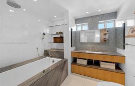 Condo – Island Avenue, Miami Beach, Florida,  USA for $1,995,000