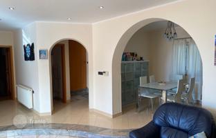 4-bedroom house 180 m² in Primorje-Gorski Kotar County for 599,000 €
