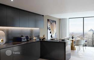 Two-bedroom apartment in a new residence with a swimming pool, gardens and restaurants, Canary Wharf, London, UK for £939,000