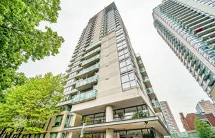 4-bedroom apartment in Mutual Street for C$816,000