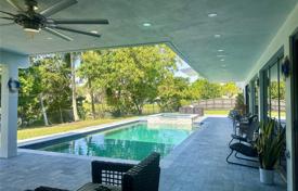 Townhome – West End, Miami, Florida,  USA for $1,750,000