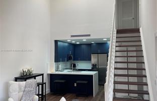 2-bedroom house 98 m² in West Palm Beach for $295,000