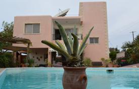Unique 6 bedroom Villa Near the International School of Paphos for 425,000 €