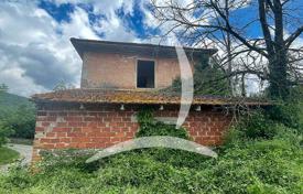Bucine (Arezzo) — Tuscany — Rural/Farmhouse for sale for 600,000 €