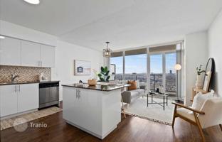 1-bedroom apartment in Etobicoke for C$819,000