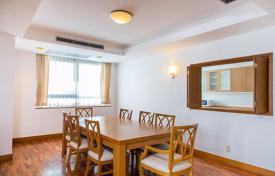 3-bedroom penthouse in Khlong Toei for $4,600 per week