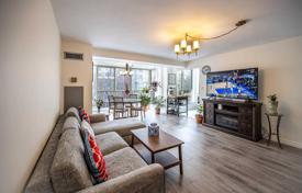 Apartment – Southport Street, Old Toronto, Toronto,  Ontario,   Canada for C$932,000