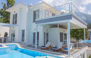 4-bedroom villa 300 m² in Fethiye for 31,096,000 TRY