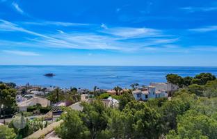Land plot 1,694 m² in Altea for 690,000 €