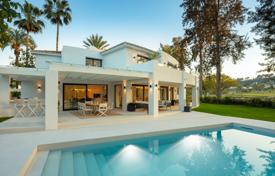 Modern Villa in Nueva Andalucia, Marbella for 4,595,000 €