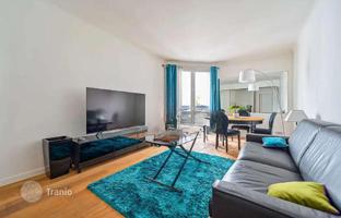 One-bedroom apartment near the Porte de Saint-Cloud metro station, 16th arrondissement of Paris, France for 456,000 €