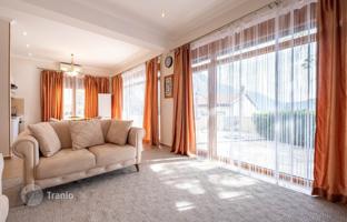 Two-bedroom apartment with sea views in a private complex, Orahovac, Kotor, Montenegro for 370,000 €
