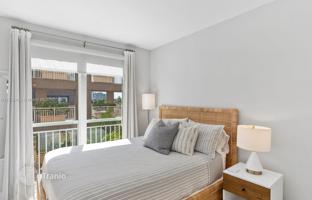 2-bedroom apartments in condo 87 m² in Miami Beach for $1,195,000