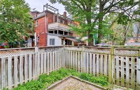 Terraced house – Old Toronto, Toronto, Ontario,  Canada for 1,270,000 €