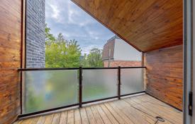 Terraced house – Queen Street East, Toronto, Ontario,  Canada for C$1,294,000