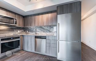 5-bedroom apartment in Etobicoke for C$1,023,000