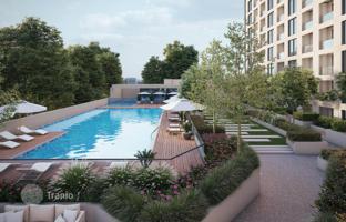 The Crest Grande — spacious apartments by Sobha in a modern residence with a pool in Sobha Hartland, Dubai for From $1,126,000