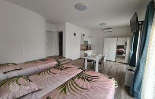 10-bedroom house 300 m² in Dramalj for 950,000 €