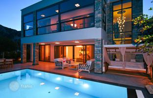 4-bedroom villa 290 m² in Gündoğan for 74,963,000 TRY