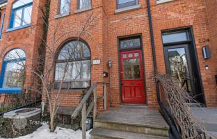 9-bedroom townhouse in Old Toronto for C$2,439,000