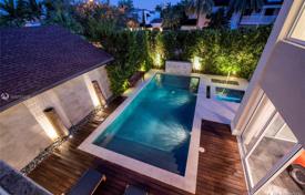 Modern villa with a backyard, a pool, a recreation area and a terrace, Fort Lauderdale, USA for $2,595,000