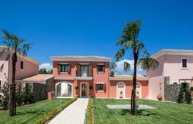 Elegant villa 120 m from the pebble beach, Agios Nikolaos, Corfu, Greece for 2,900 € per week
