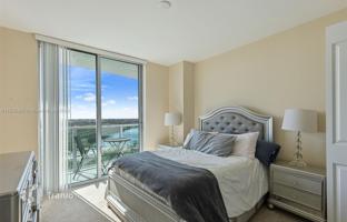 2-bedroom apartments in condo 118 m² in Sunrise for $355,000