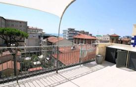 Magnificent penthouse with sea views in Viareggio, Tuscany, Italy for 1,050,000 €