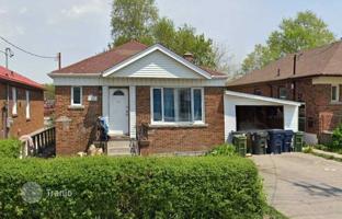 11-bedroom house in Scarborough for C$1,425,000