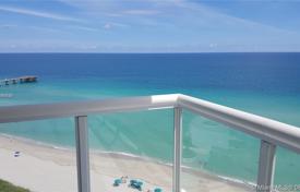 Stylish apartment with ocean views in a residence on the first line of the beach, Sunny Isles Beach, Florida, USA for $1,680,000