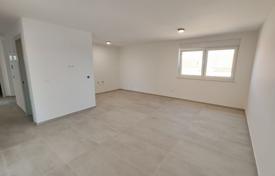 ZADAR, VIR — Comfortable apartment 180 meters from Jadro beach! AS2 for 410,000 €