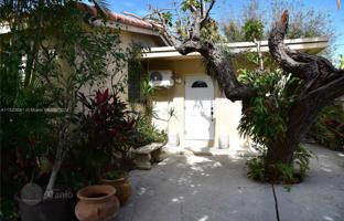 2-bedroom house 186 m² in Miami for $700,000