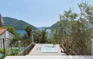 4-bedroom villa 146 m² in Kotor city for 1,200,000 €