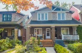 Terraced house – East York, Toronto, Ontario,  Canada for C$1,407,000