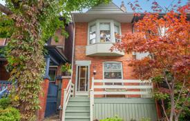 Terraced house – Old Toronto, Toronto, Ontario,  Canada for 1,020,000 €