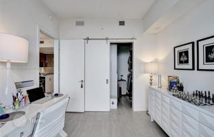 2-bedroom apartments in condo 95 m² in Sunrise for $639,000