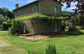 Furnished villa with orchard, Cortona, Italy for 600,000 €