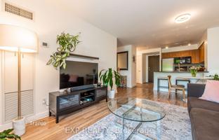 5-bedroom apartment in Lynn Williams Street for C$882,000