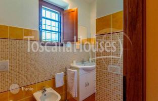 5-bedroom villa 450 m² in Sarteano for 1,050,000 €