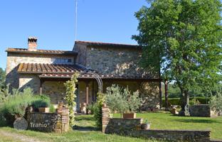 3-bedroom country house 796 m² in Casole D'elsa for 625,000 €