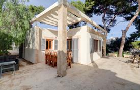 Well maintained villa with a garden in El Toro, Mallorca, Spain for 595,000 €