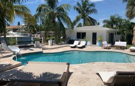 Spacious villa with a backyard, a swimming pool, a summer kitchen and a relaxation area, Miami, USA for $2,050,000