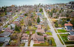 7-bedroom house in Scarborough for C$2,451,000