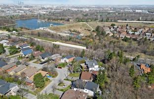 11-bedroom house in North York for C$2,558,000