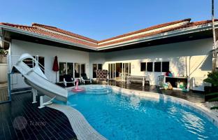 3-bedroom villa 150 m² in Pattaya for $537,000