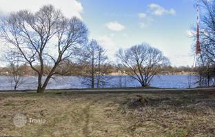 Land plot 1,009 m² in Zemgale Suburb for 200,000 €