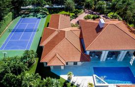 Comfortable villa with a pool, a garage, a tennis court and a terrace, Coral Gables, USA for $4,950,000