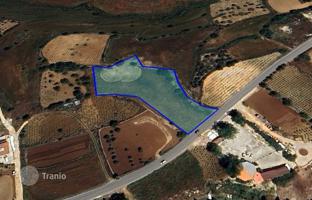 Land plot 4,720 m² in Paphos for 350,000 €
