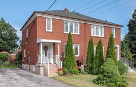 Terraced house – Etobicoke, Toronto, Ontario,  Canada for C$1,167,000