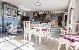 Villa 300 m² in Massarosa for 1,200,000 €